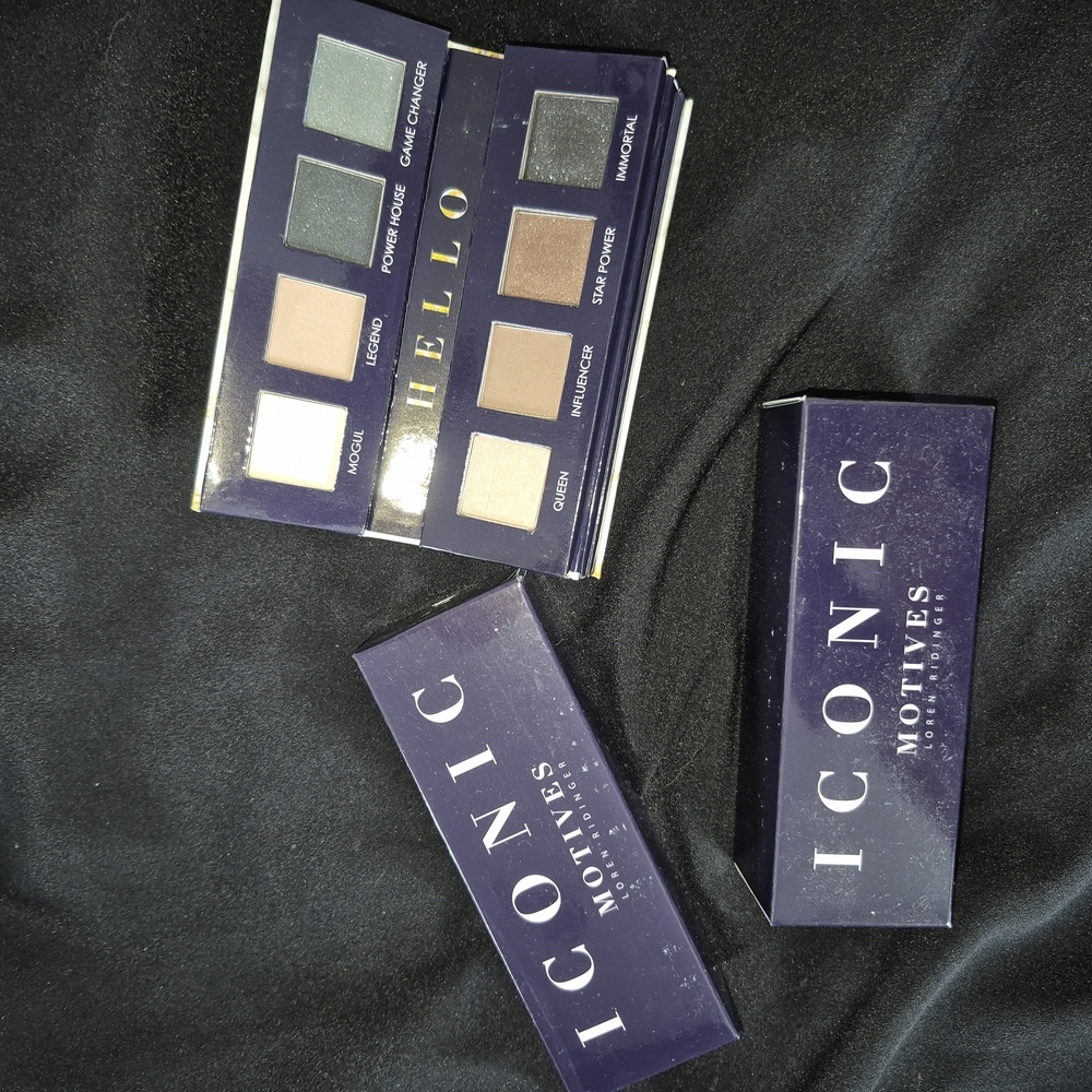 Eyeshadow Palette - Multi-Color